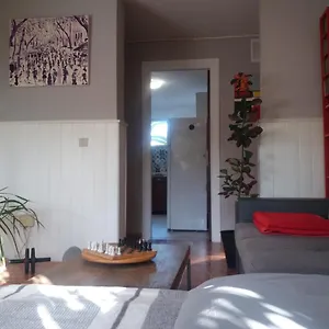  Séjour chez l'habitant Near Aiport